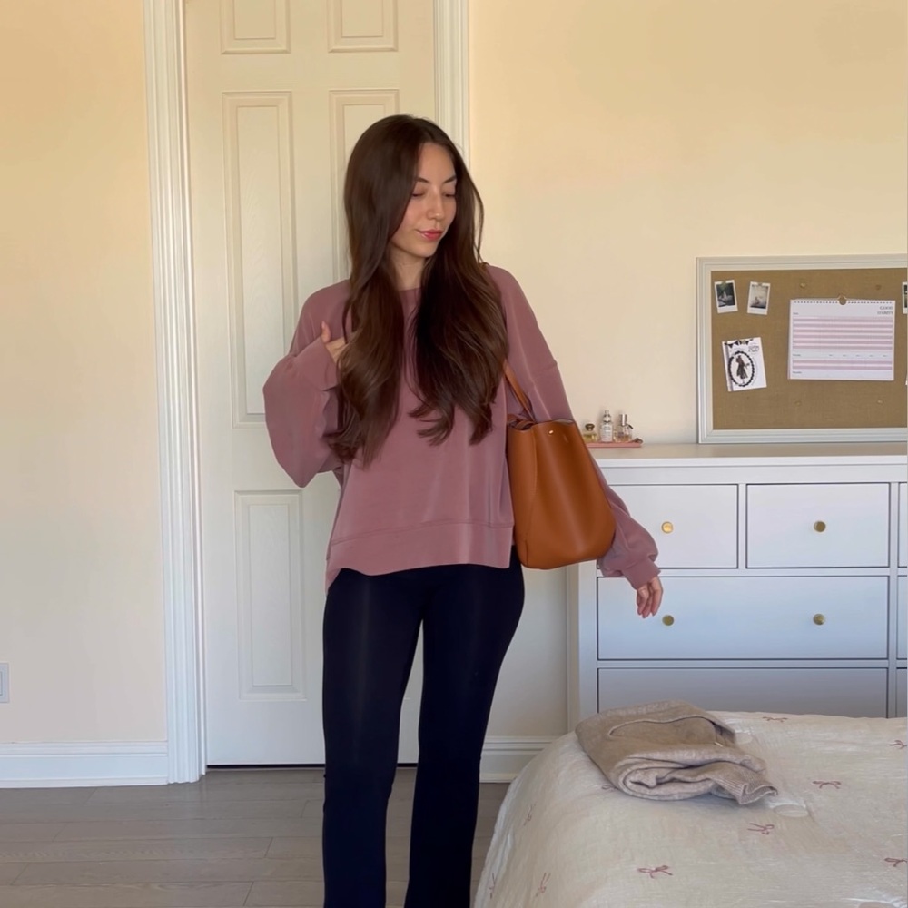 LULULEMON| sweater